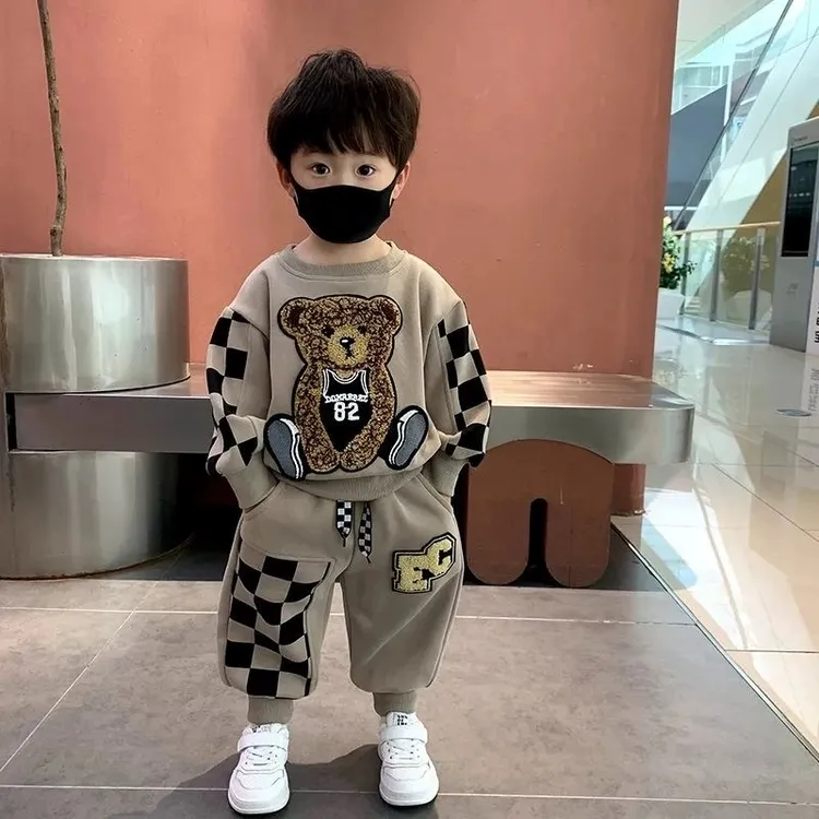 儿童2025春秋装薄款洋气卫衣套装宝宝帅气运动男童痞帅休闲两件套