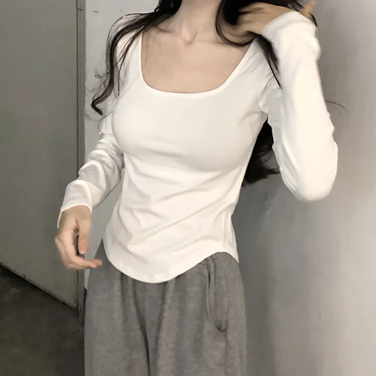 新款春秋黑色长袖T恤女港风修身方领打底衫显瘦不规则紧身上衣潮