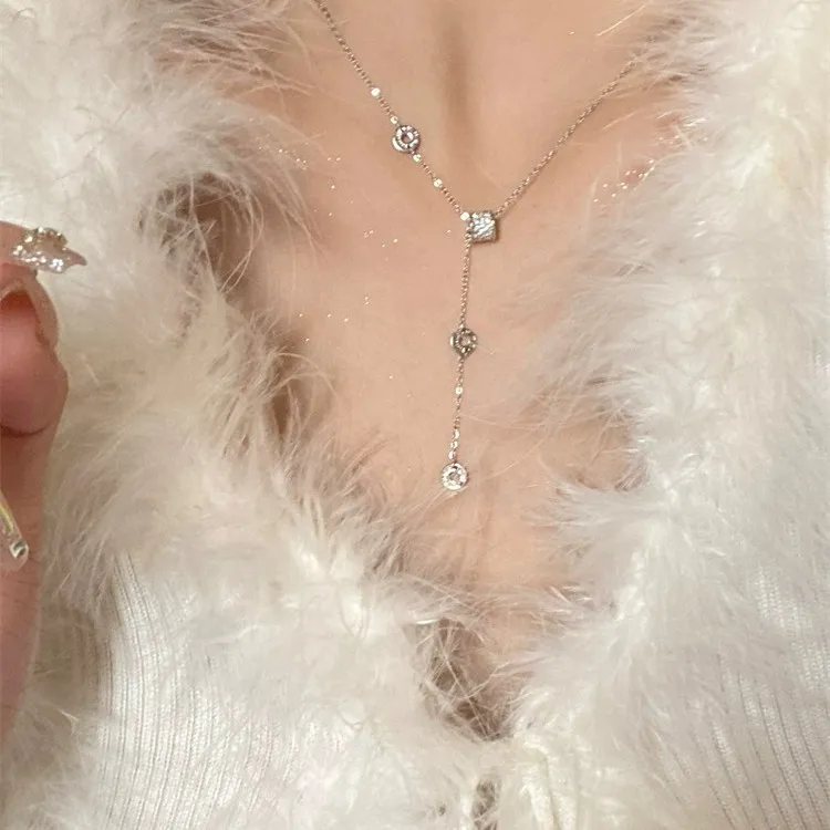 铜合金项链 小蛮腰项链女2025年新款轻奢小众设计高级感