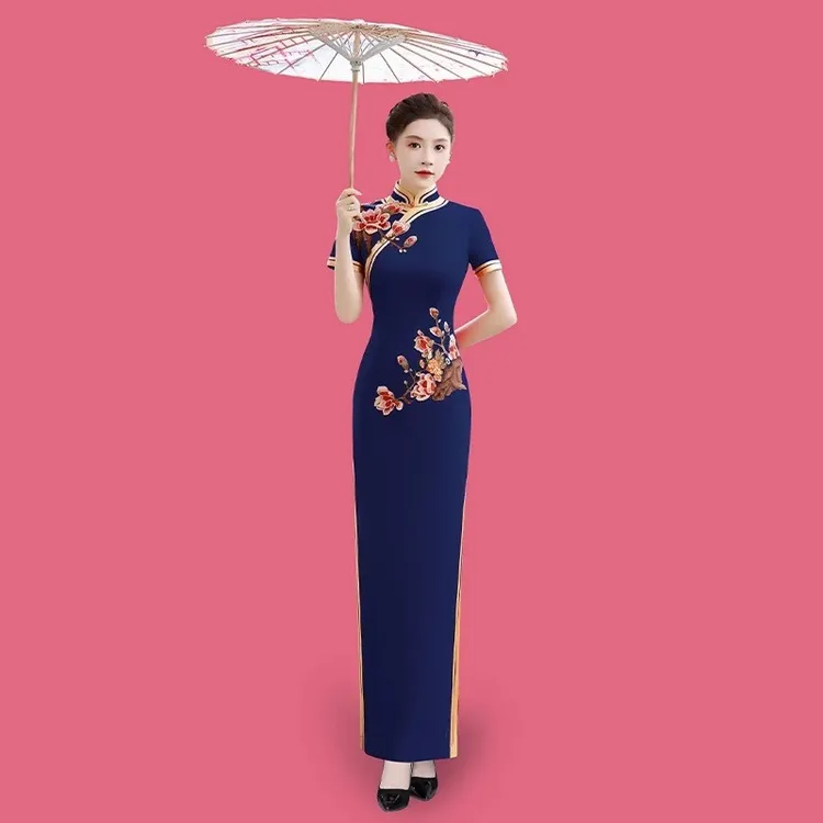 走秀旗袍2024春舞台演出服加长旗袍大气优雅改良妈妈旗袍裙女大码