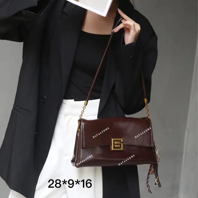 芝麻集】SKL-7200-1-咖啡色RAIN.CUN新款腋下斜跨轻奢女包