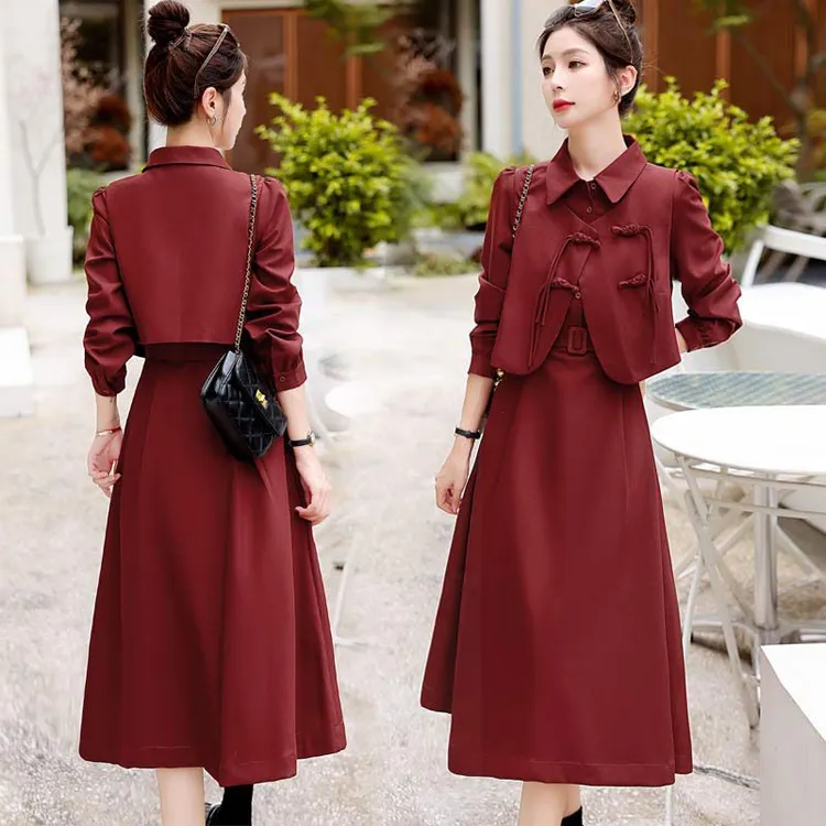 初秋女装新款连衣裙2025气质春秋时尚中长款红色长袖秋季衬衫裙子
