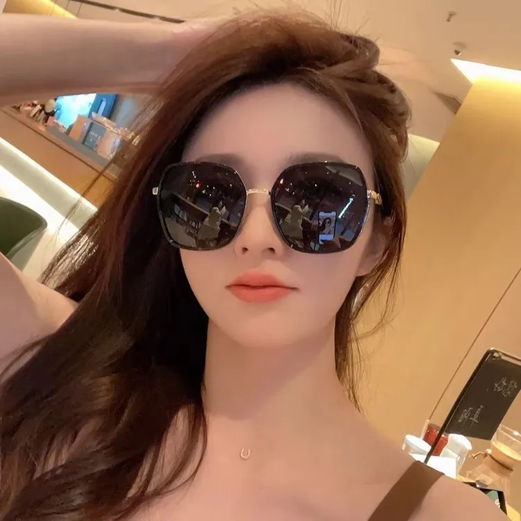 偏光复古轻奢太阳眼镜女感ins防紫外线防强光墨大脸显瘦防晒潮