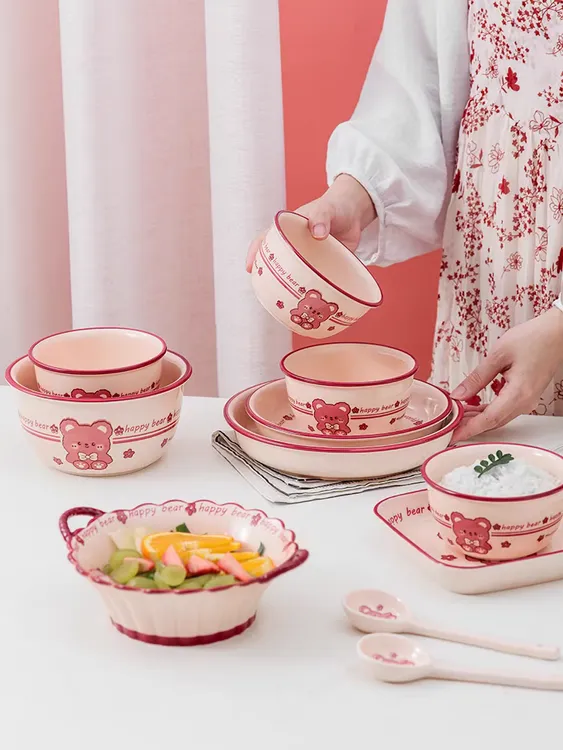 新款碗盘套装家用陶瓷釉下彩碗碟餐具可爱一人食饭碗盘子情侣碗筷