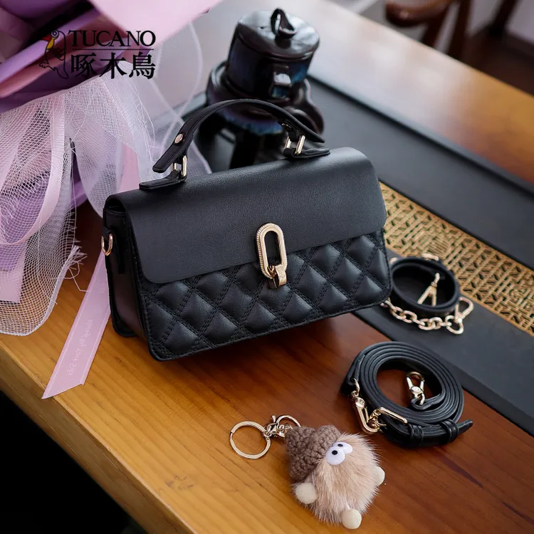 送老婆礼物啄木鸟女包2025新款真皮斜挎包牛皮手提菱格单肩腋下包