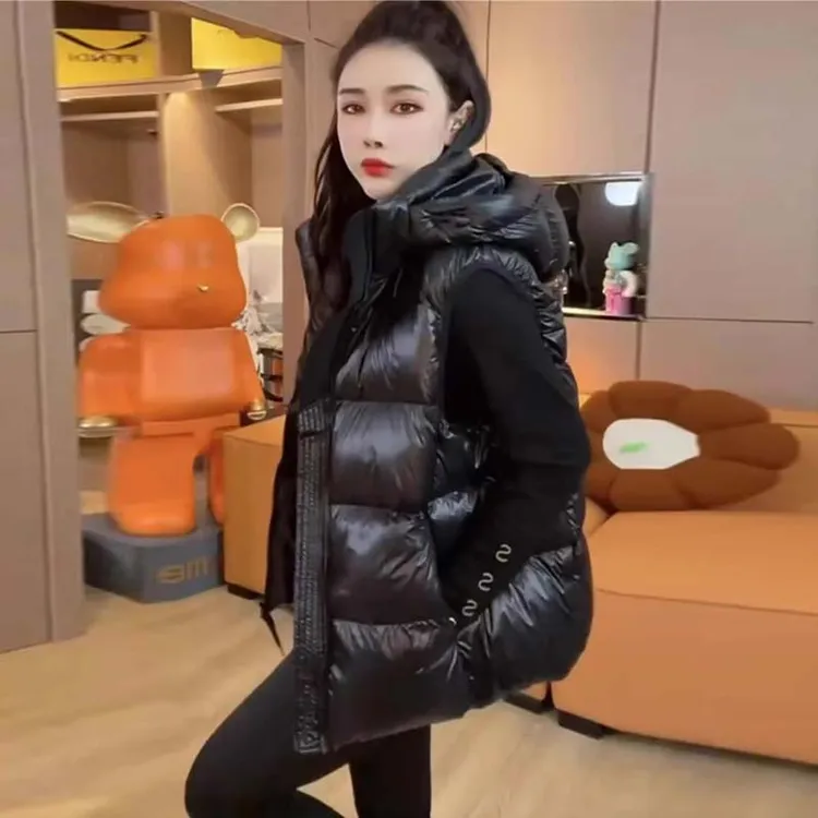 帽子可脱卸黑金棉服马甲女短款2025爆款高级感保暖时尚坎肩外套