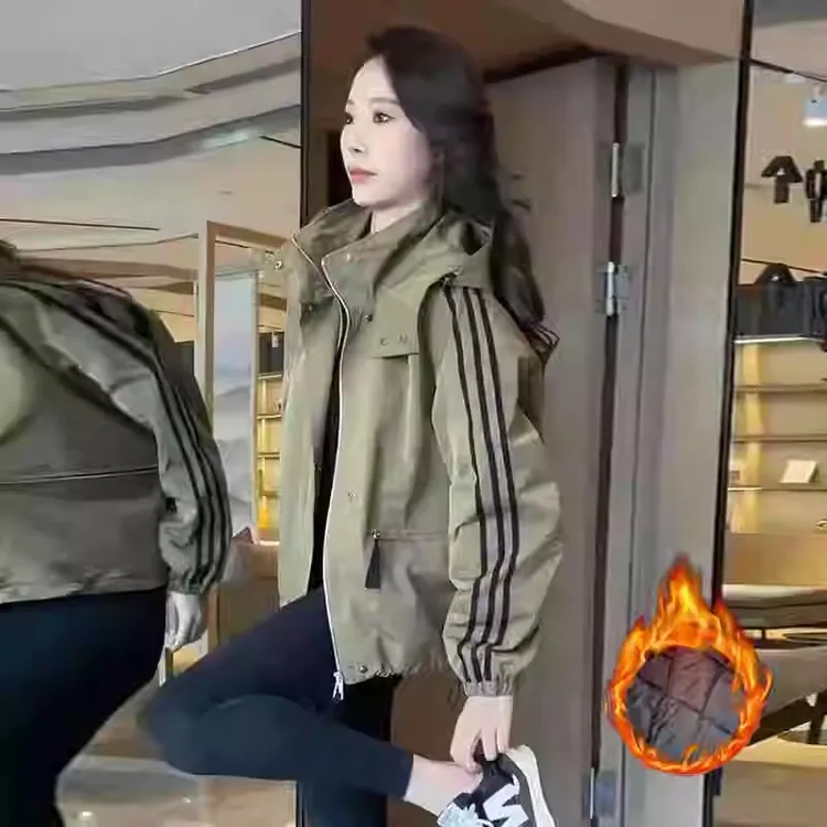 女士短外套2025新款爆款秋冬时尚洋气加绒加厚冲锋衣夹克小个子