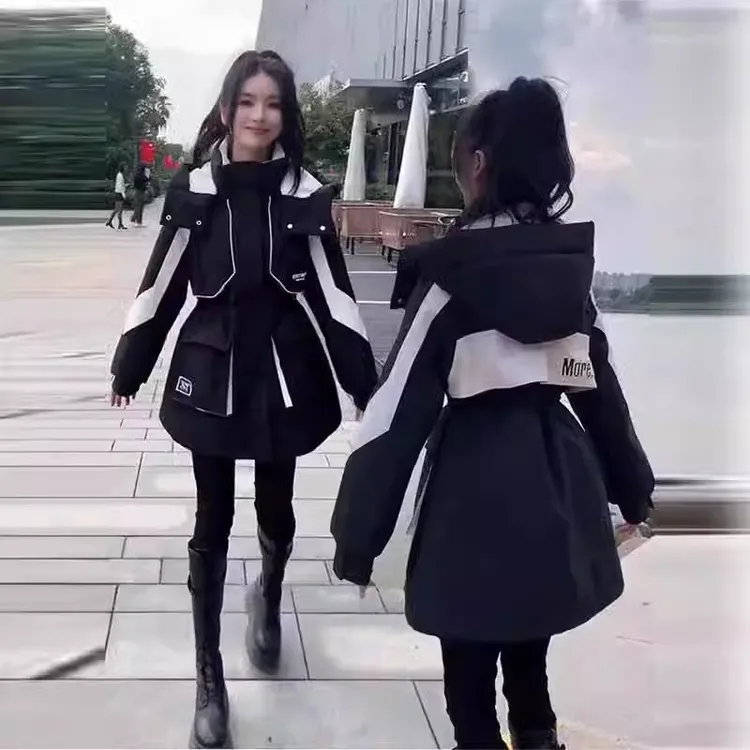 2025冬季新款冲锋衣女小个子时尚收腰棉衣大码连帽派克服爆款外套