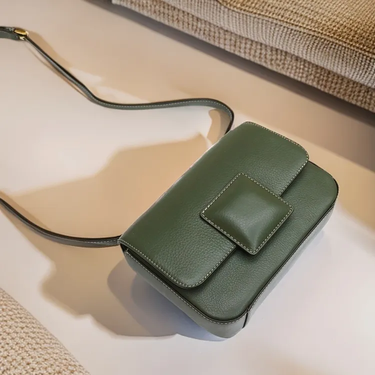 限量福利设计师头层牛皮单肩斜跨女士经典包24C0316