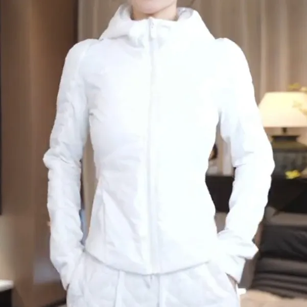 2025年新款休闲夹棉连帽短外套女小个子洋气修身显瘦轻薄夹克