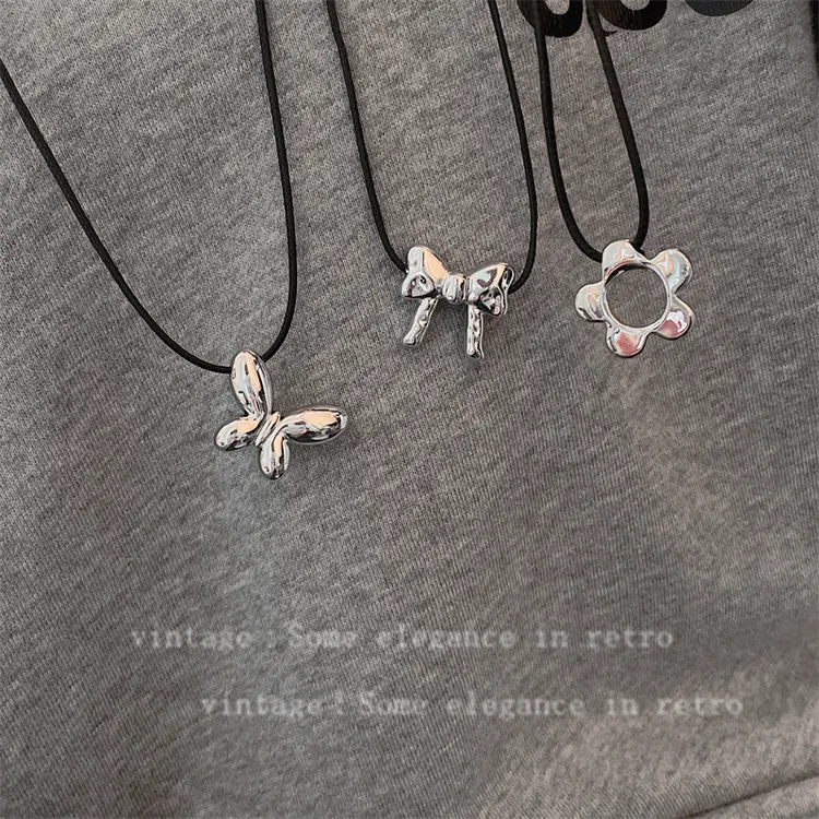 非金属布艺项链 韩系博主同款蝴蝶花朵毛衣链可爱甜美学生卫衣链