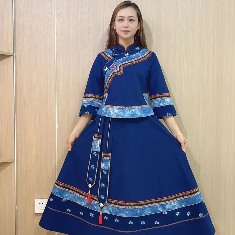 新款经典布依族扎染套装