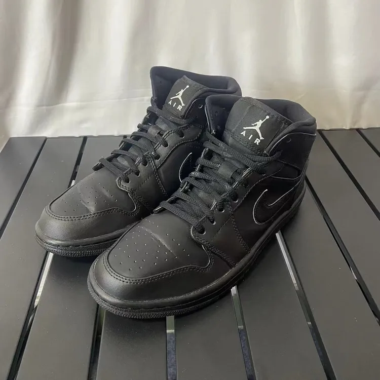 41码成新很好公价2k多aj 1黑武士复古篮球鞋2017年版