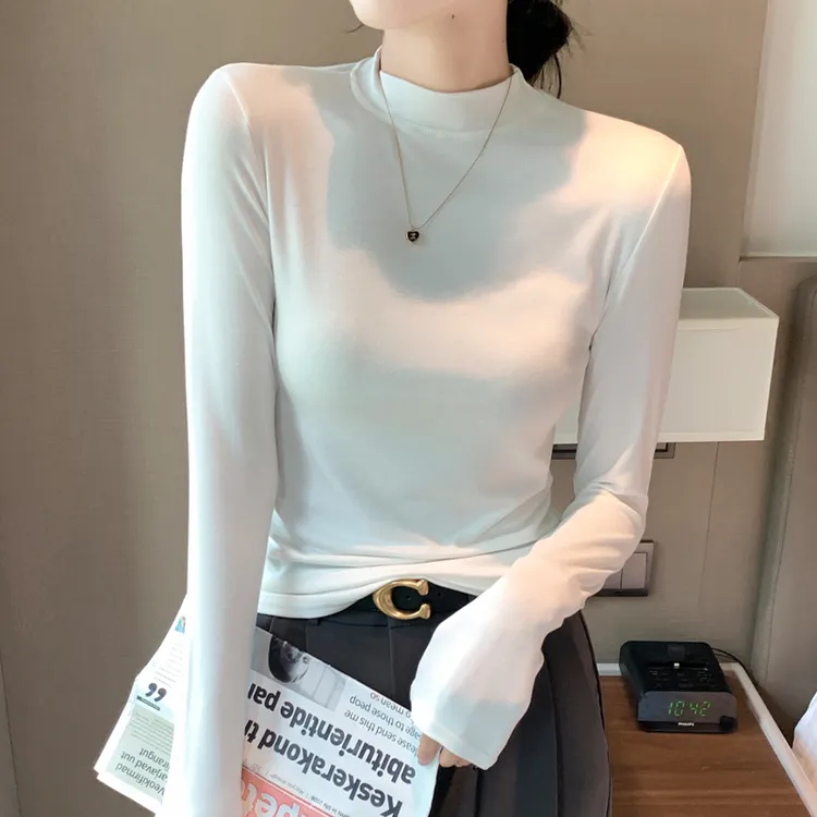 醉梓菡圆领长袖打底衫T恤女气质百搭遮肉显瘦春秋中领上衣洋气