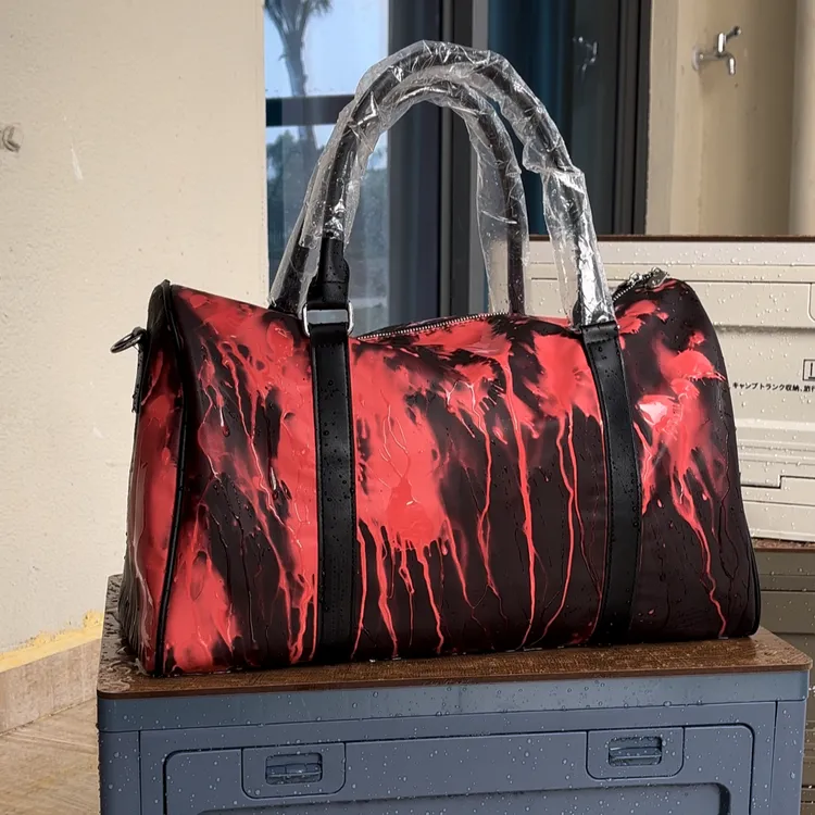 遇水变色包烂香蕉手提包大容量斜挎单肩包旅行包功能箱包变色包