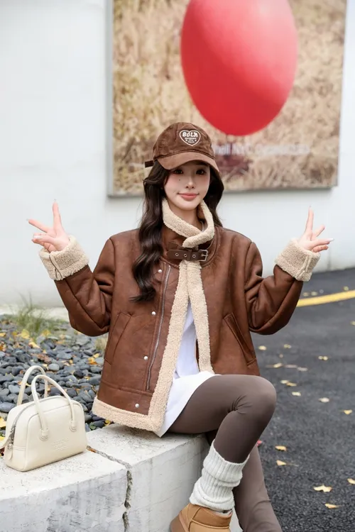 皮毛一体复合设计感外套女冬季新款减龄加厚棉服