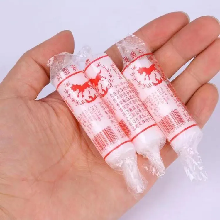 10支装 国货塑铁马牌润面油保湿干裂润面油口子油棒棒油护手霜