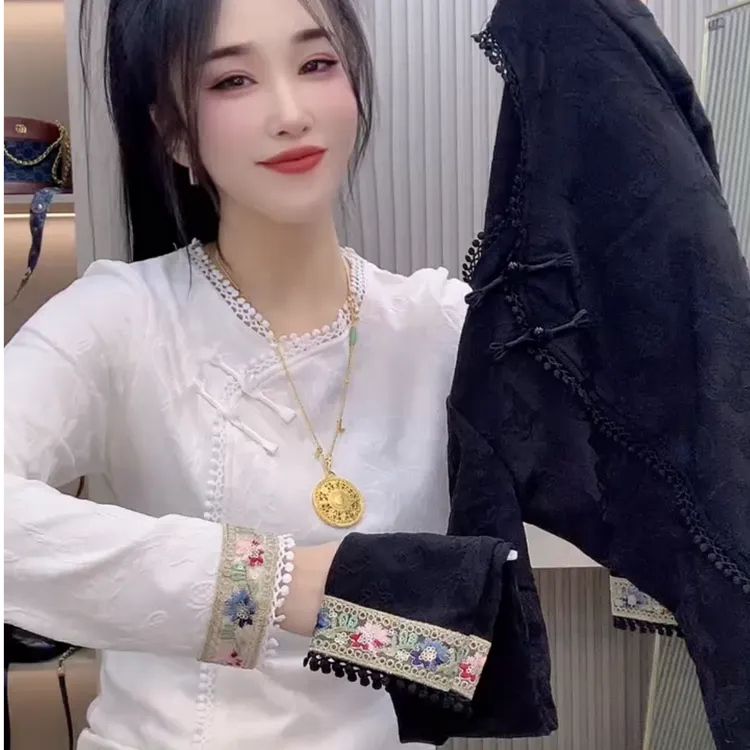 时尚T恤女秋冬新款洋气百搭气质显瘦女上衣重工国风大码打底衫女