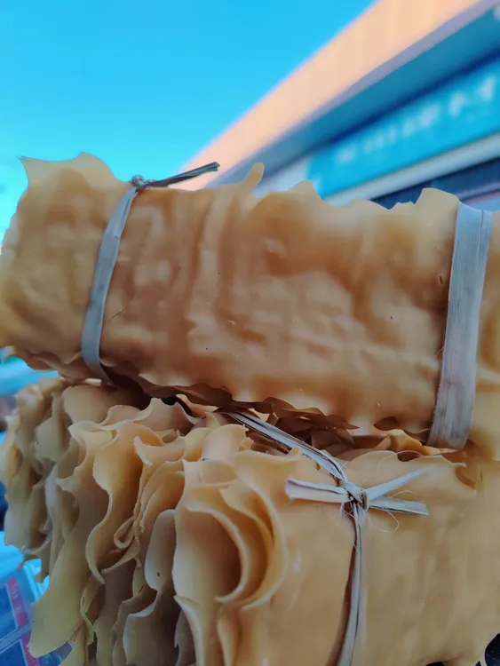 黄粉皮  云南大理南涧特产黄粉皮  豌豆粉皮