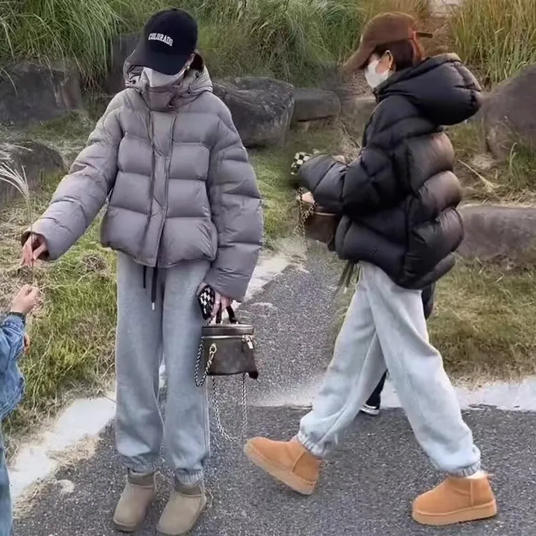 泡芙龟背奶茶色短款羽绒服女洋气新款白鸭绒连帽面包服外套