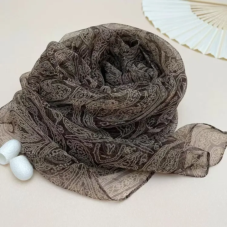 【赫本风】杭州丝绸丝巾薄款妈妈送礼咖色百搭沙巾披肩女洋气真丝