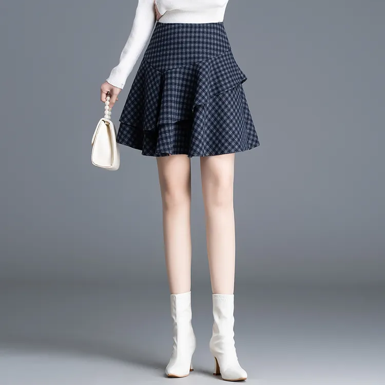 冬上新显瘦气质蓝色格子蛋糕裙优雅显瘦显高短款半身裙90933