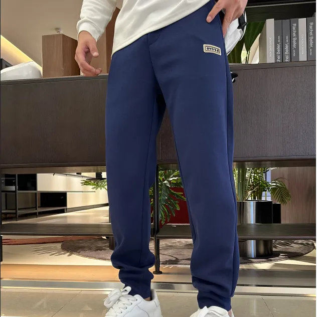 运动休闲裤男款男士卫裤松紧腰保暖裤子加绒加厚百搭舒适宽松秋冬
