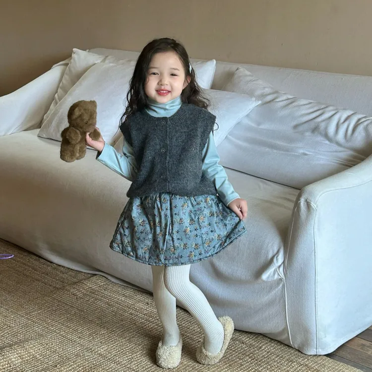 《小惜亦》2024秋冬新款韩版女童针织开衫马甲蓝色底衫碎花棉裙套装