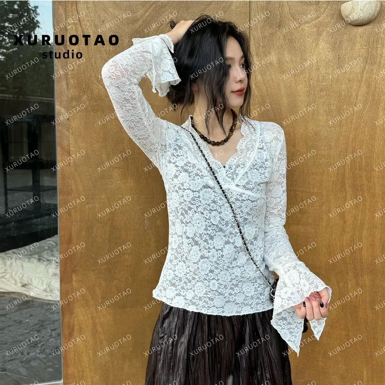 XURUOTAO 【俏佳人】喇叭袖高定剪裁百搭白蕾丝t恤柔软高弹 T6036