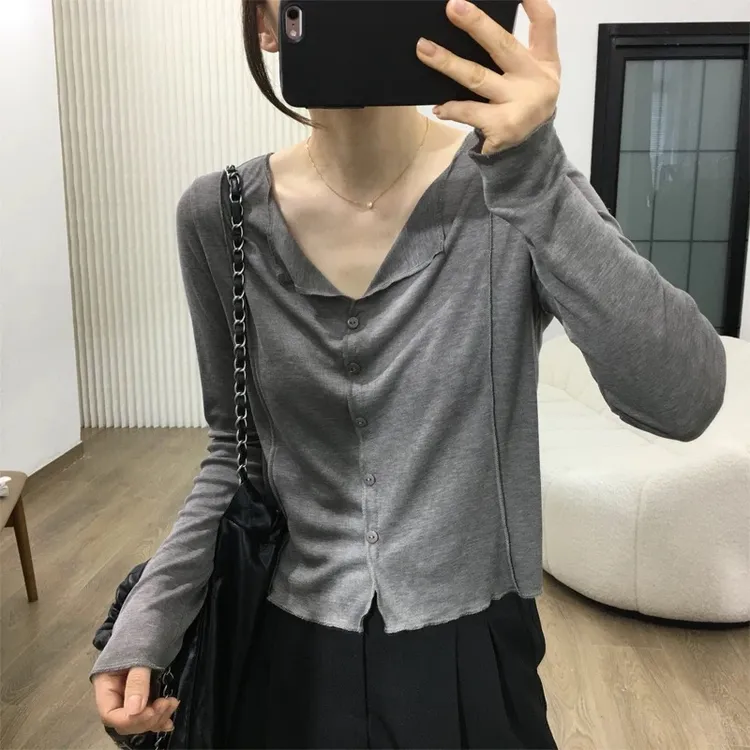 春秋薄款莱赛尔长袖T恤女打底衫简约百搭拼接时尚舒适亲肤设计感