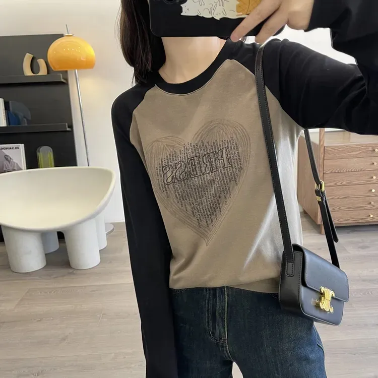 爱心字母印花拼色T恤女2025春秋新款减龄小个子辣妹休闲韩版上衣