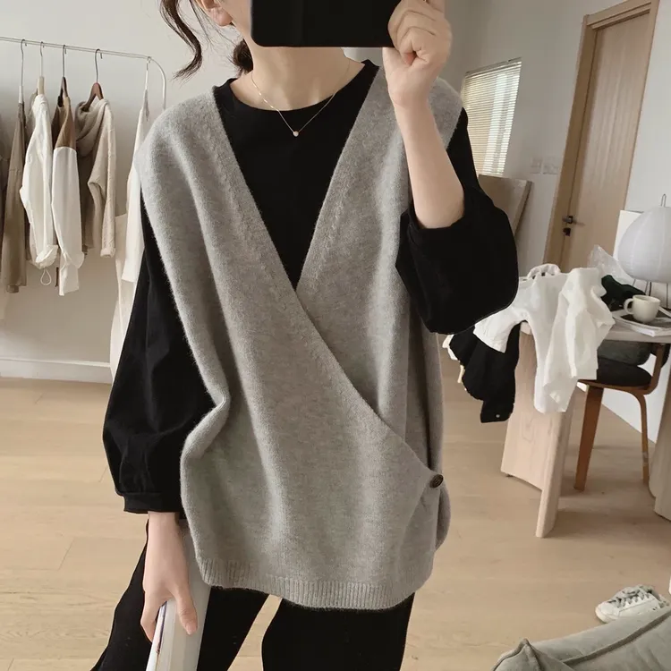 春秋新款套装女设计感宽松不规则针织马甲+纯棉九分袖T恤两件套女