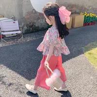 女童夏季短袖套装2025年新款碎花粉裤子两件套小女孩方领童装