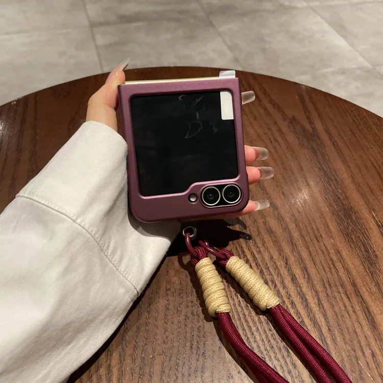 适用于三星GalaxyZFlip6手机壳壳膜一体折叠新款烤漆zflip6保护壳