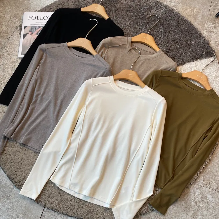 立体设计显瘦亲肤磨毛软糯长袖t恤女圆领打底衫秋冬季L1005D