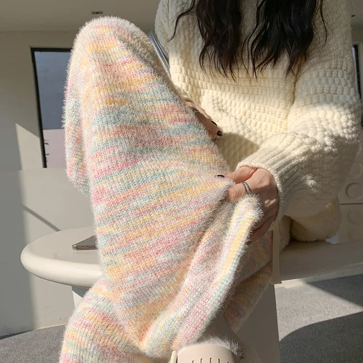 加绒阔腿裤女秋冬季2025新款高腰休闲直筒彩虹水貂毛软糯米针织裤