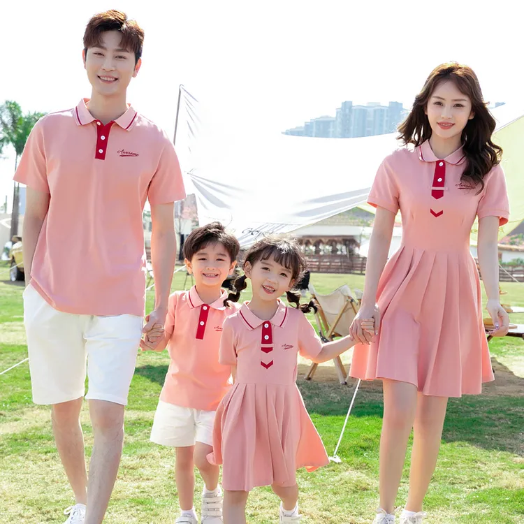 粉色情侣装夏装潮牌早春小众设计感女款连衣裙翻领学院风百搭衣服