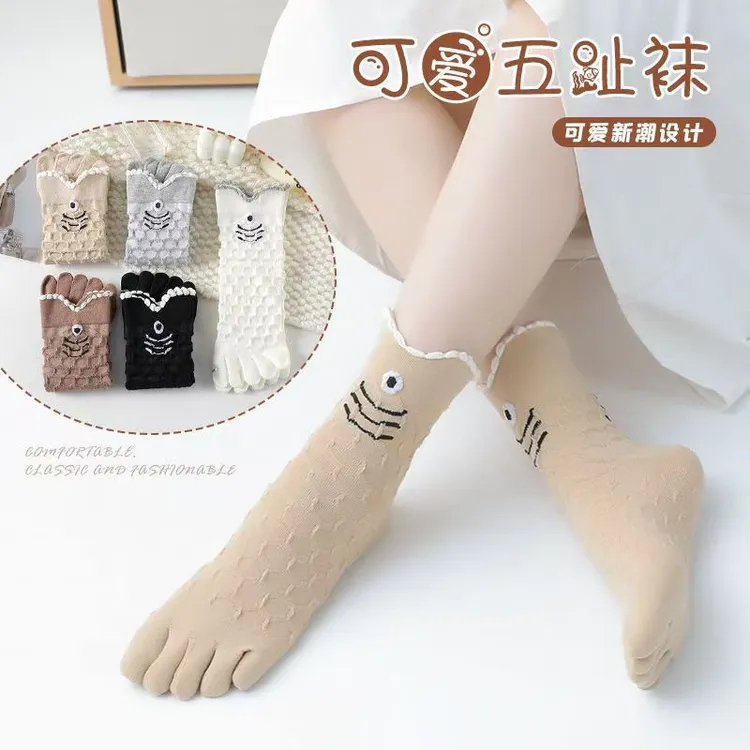 五指袜女中长筒秋冬季外穿锦鲤袜网红ins潮百搭高颜值炸街分趾袜