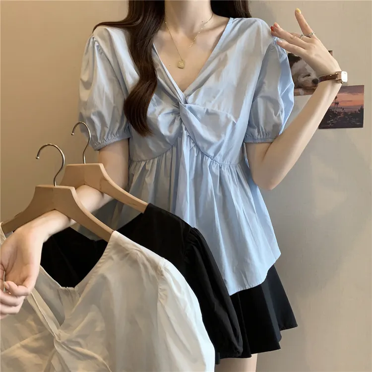 大码夏季新款大码胖MM小心机显瘦V领遮肉打结短袖衬衫