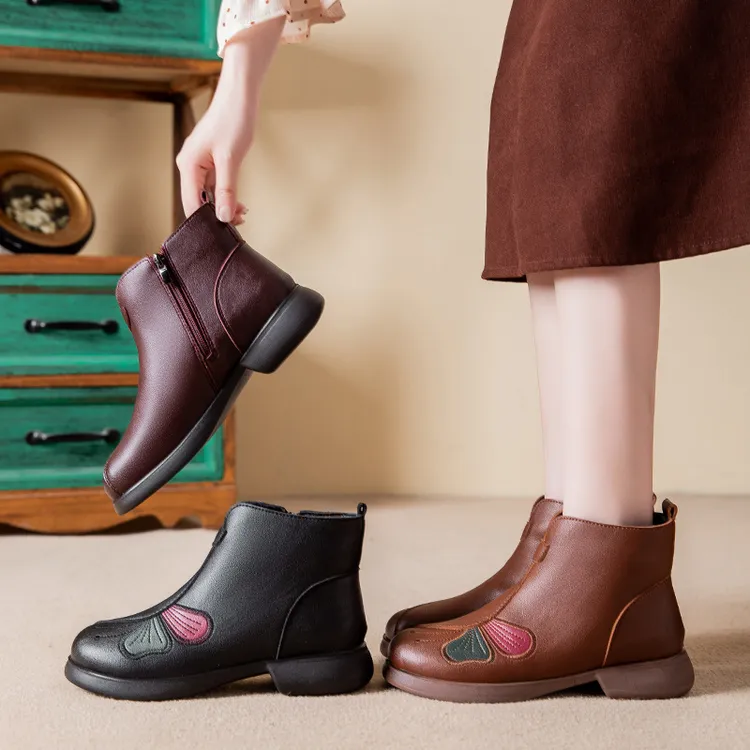 真皮羊毛妈妈鞋软底冬防滑保暖加绒加厚中年短靴中老 年皮鞋棉鞋