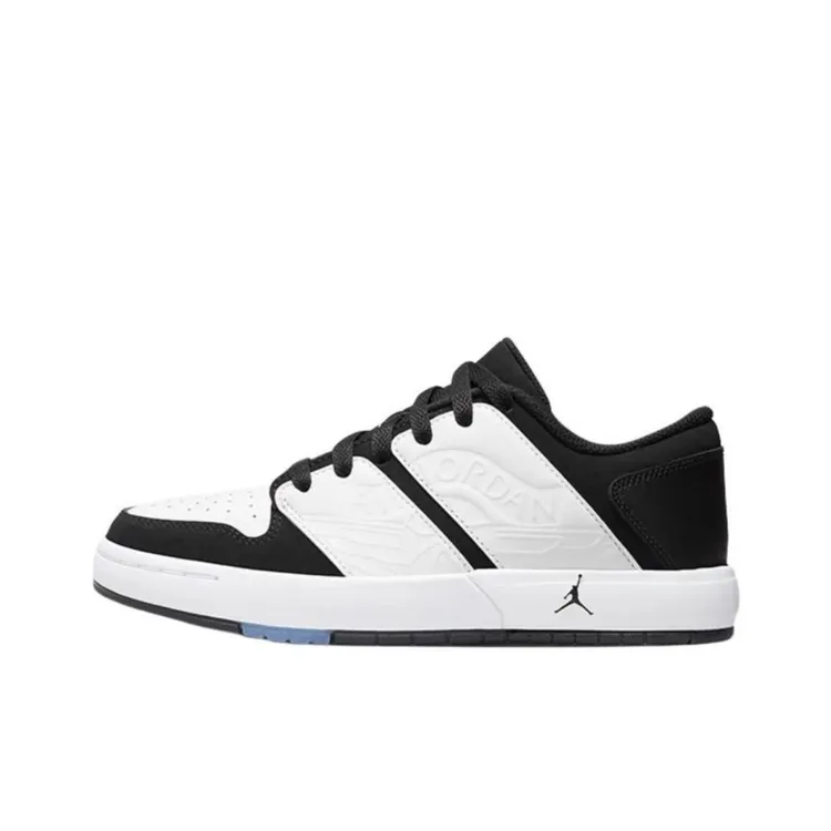 Nike/耐克 Air Jordan 1 Low GS 女子低帮休闲篮球鞋 FB4412-100