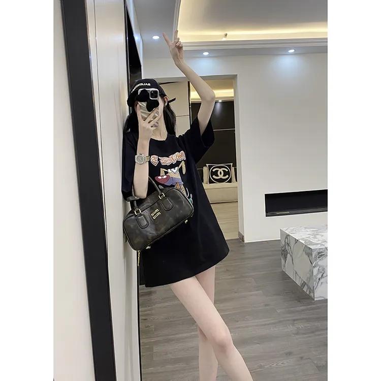 薄款黑色短袖t恤女宽松夏季吐舌狗设计感欧货大版洋气中长款上衣