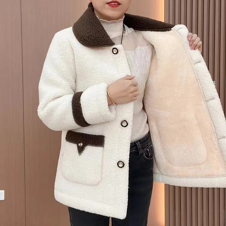 [拼接]保暖仿羊羔绒羊羔毛外套加绒女士百搭秋冬春秋洋气妈妈装