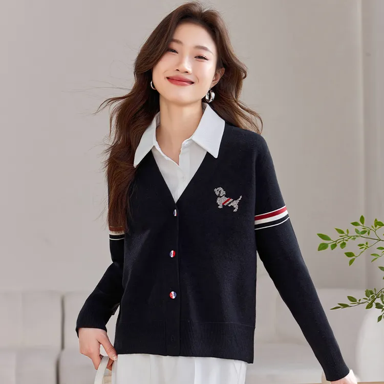 羊毛衫女士假两件毛衣针织打底衫春秋长袖时尚百搭宽松翻领秋冬