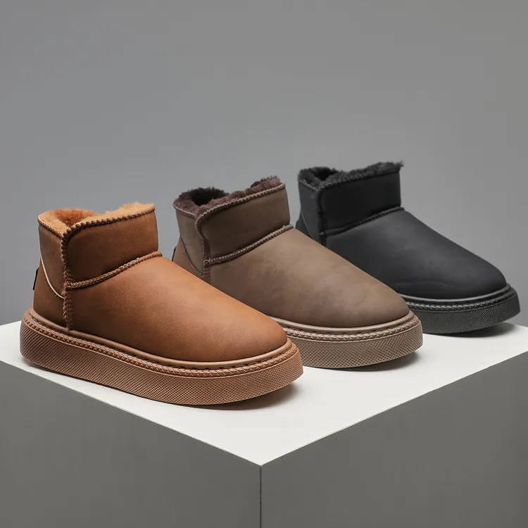 东北男士雪地靴皮面2025新款厚底平跟防水防滑加厚绒短靴棉鞋女款