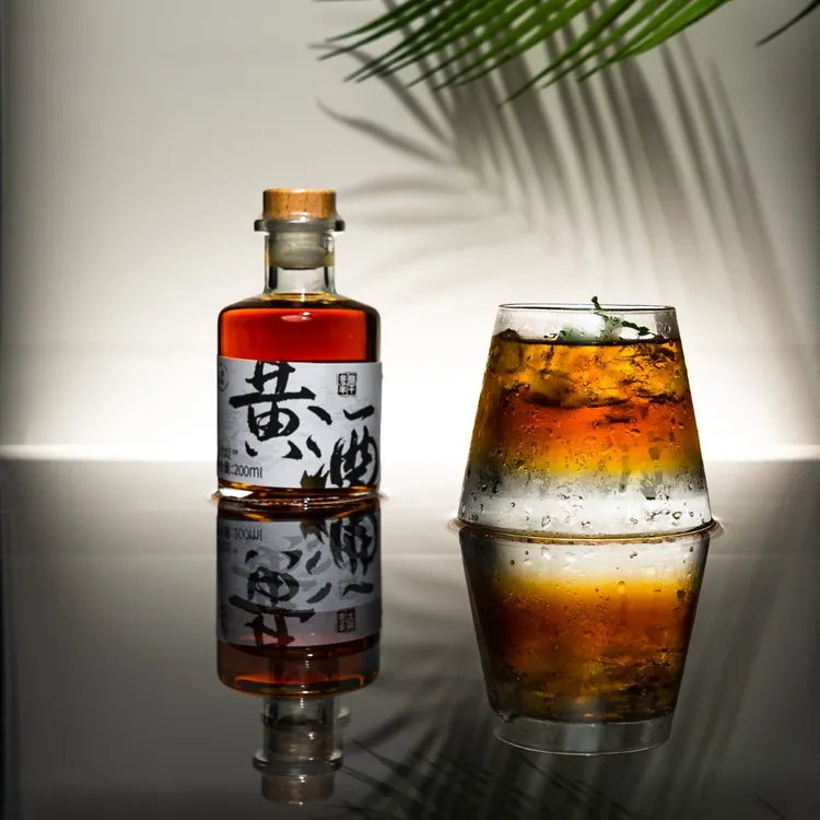 高年份绍兴产黄酒半干+半甜花雕酒善酿酒品鉴装小瓶一湖酒场纯粮