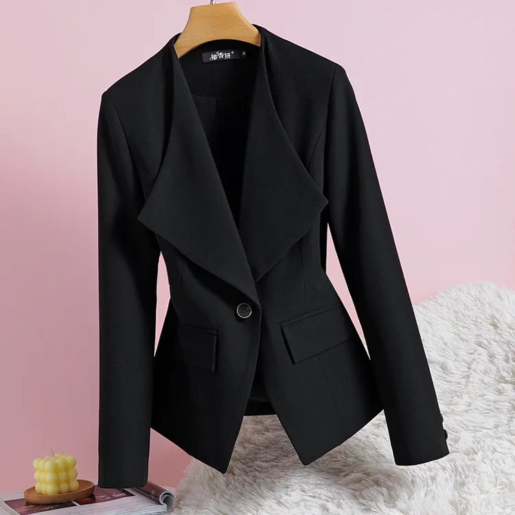 黑色翻领小西装外套女2024年新款春装小个子短款西装长袖西服收腰