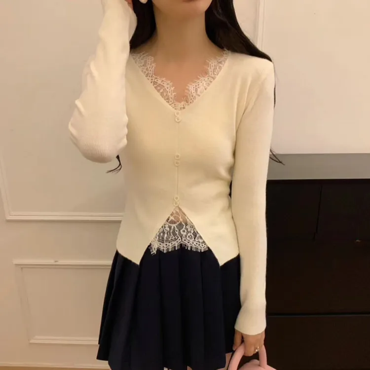 2026法式秋冬季新款时尚气质蕾丝拼接显瘦长袖短款针织衫F9-28
