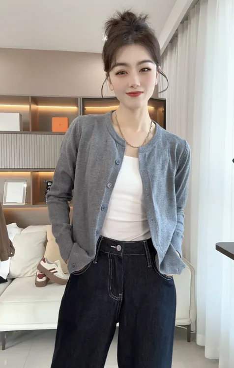 【现货】两小吱《香草奶盖》百搭软糯糯针织开衫上衣毛衣B4-10