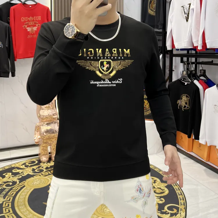 秋冬新款潮牌时尚男士卫衣休闲百搭烫钻设计修身圆领男装上衣